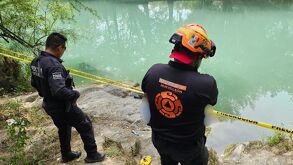 Un hombre de 56 años murió tras desvanecerse mientras convivía en el Río Ramos, en Montemorelos; autoridades realizaron las diligencias correspondientes.