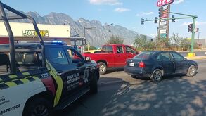 Persecucción en Santa Catarina deja dos detenidos