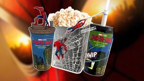 Palomera metálica y vasos especiales de la película Spider-Man: Brand New Day de Cinépolis con una imagen de Spider-Man de fondo