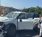 Tres mujeres resultaron lesionadas tras un choque por exceso de velocidad en la Carretera Nacional, en Santiago.