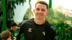 Álvaro Fidalgo llegando con Betis a la tercera parte de la pretemporada tras el Mundial 2026.