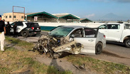 Choque frontal deja a un hombre gravemente lesionado sobre la carretera a Laredo, en Apodaca