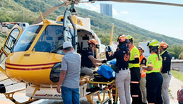 Trasladan en helicóptero a joven herido tras accidente en motocicleta en Doctor Arroyo