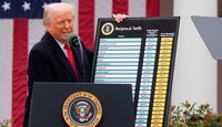 Trump impone aranceles de 50% a Canadá en alcohol y lácteos