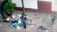 Captan a personas tirando basura ilegalmente en calles de CdMx; hay siete detenidos