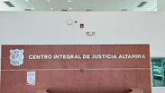 Continúa audiencia de Danna Yanina tras suspensión por problemas de salud.| Alberto Cano