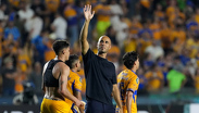 Guido Pizarro renuncia a Tigres en el vestidor, Nahuel Guzmán y jugadores lloran. Futbol al día, 28 de julio 2026