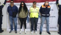 Rescatan a empresario en Lerma, Edomex. lo llevaban secuestrado en la batea de una camioneta.