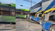 A la zona acudieron paramédicos de la Cruz Roja para atender a los lesionados. | Orlando Maldonado