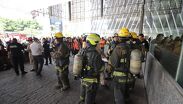 Bomberos de Guadalajara junto con Protección Civil evacuan a 1600 personas por presunta fuga de gas | Juan Carlos Munguía