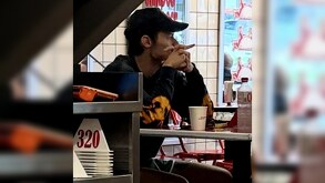 Harry Styles fue visto en una taquería de la Ciudad de México; otros famosos ya la han visitado. | Redes sociales