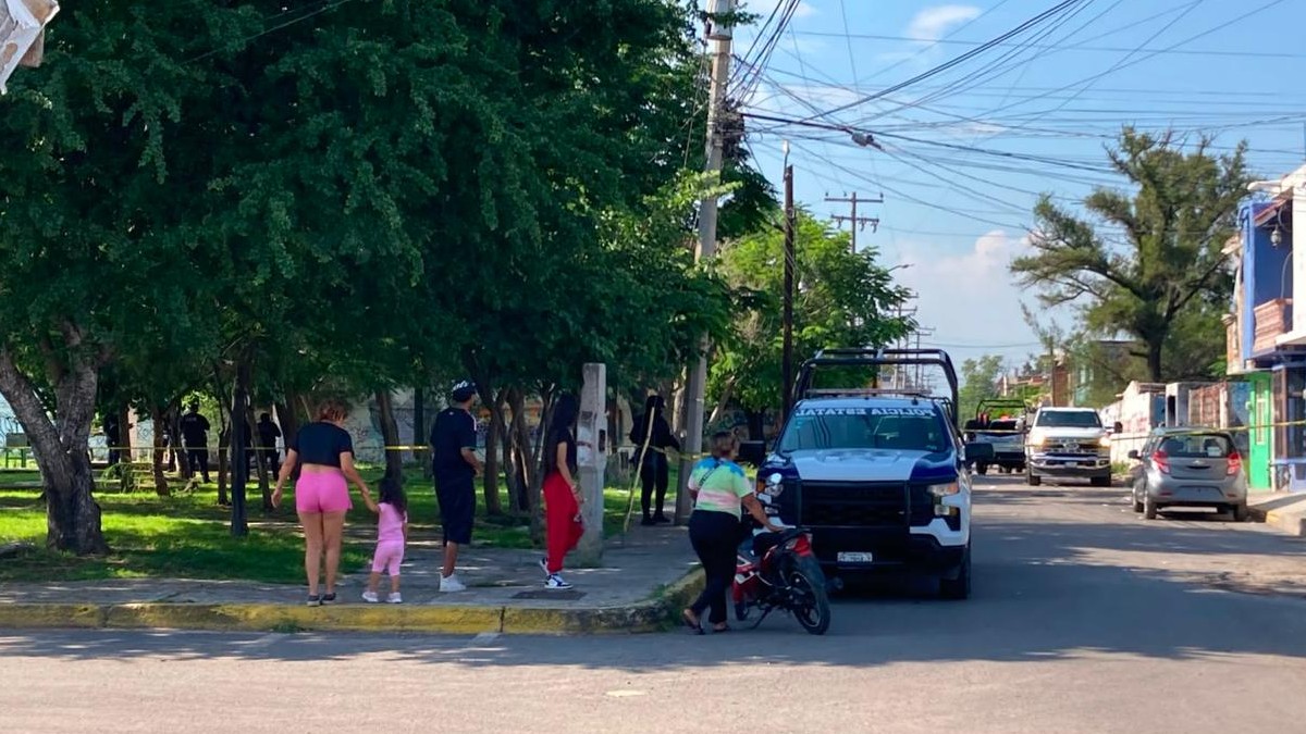 La pareja caminaba por la zona cuando fue sorprendida por delincuentes armados. | Jesús Padilla.