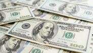 El precio del dólar en México suele variar durante el día. | Magnific
