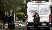 Un presunto delincuente murió luego de intentar asaltar una empresa en Santa Úrsula Coapa, Coyoacán; su cómplice fue detenido.