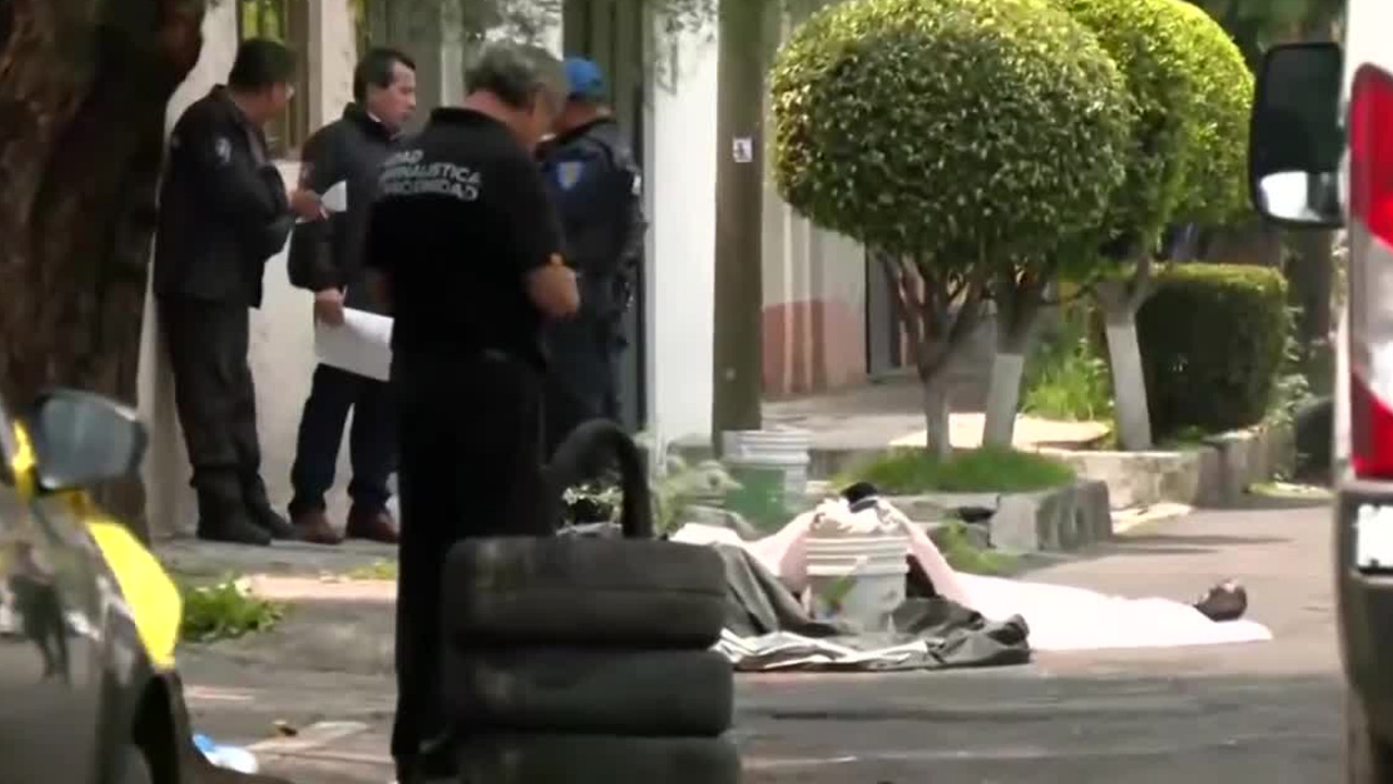 Un presunto asaltante murió tras intentar robar una empresa con una pistola de plástico en Coyoacán.
