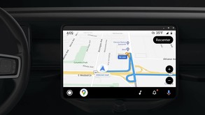 El sistema creado por Google que te deja usar las apps de tu celular en la pantalla del tablero de tu carro se renueva/ Google