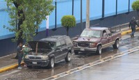 Así es la trampa para asaltar a conductores en Circuito Interior, Ciudad de México.