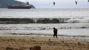 Un turista estadounidense murió en Playa La Ropa en Zihuatanejo tras ser arrastrado por el mar de fondo. | Cuartoscuro