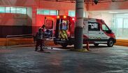 Al lugar arribaron socorristas de la Cruz Roja Mexicana, delegación Torreón, quienes brindaron los primeros auxilios a la mujer.
