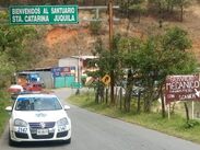 La Fiscalía de Oaxaca confirmó la presencia de los cadáveres y señaló el caso como homicidio calificado con ventaja / X: @PolVial_GobOax