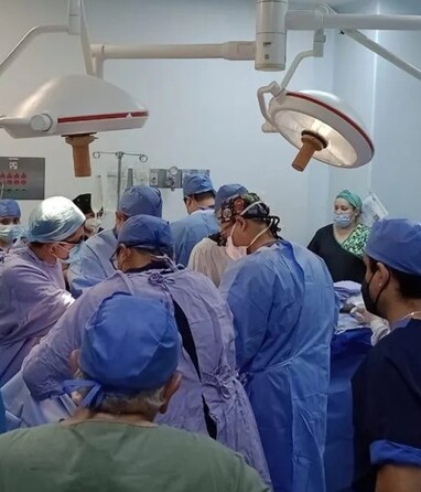 Guanajuato realiza trasplante de órganos de paciente con covid