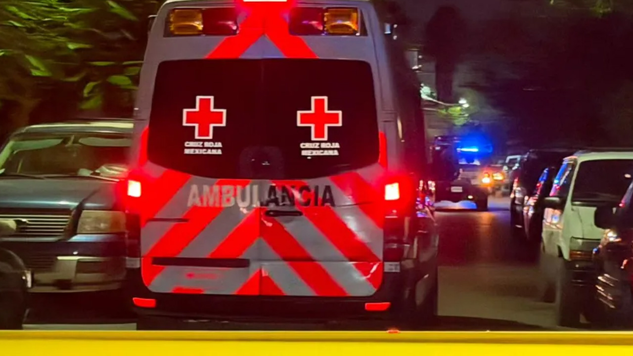 Un adolescente de 17 años fue asesinado a balazos a unos metros de su domicilio en la colonia Valle Soleado, en Guadalupe.