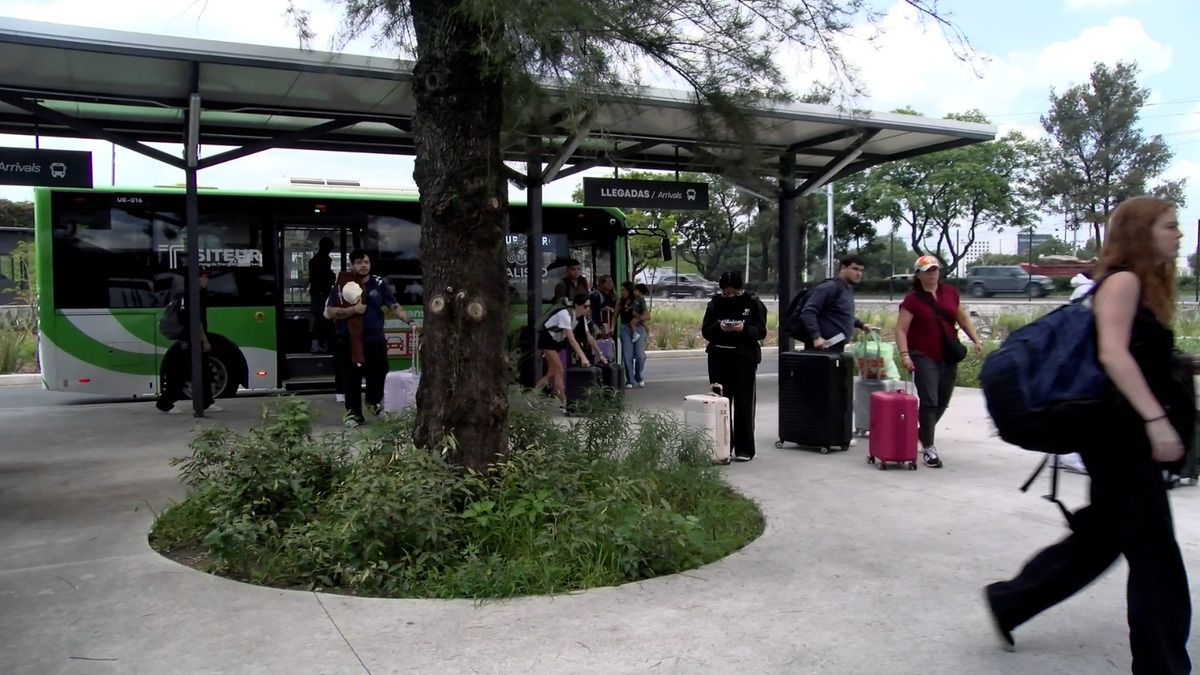 El Patio de Plataformas del Aeropuerto de Guadalajara alcanzó 1,500 viajes diarios. Conoce el exitoso modelo que la Federación busca replicar en México.