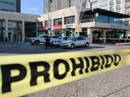 La Policía de San Andrés Cholula acordonó el estacionamiento de Plaza Mazaryk donde ocurrió la balacera | Es Imagen Óscar Rodríguez