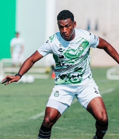 Renato Paiva mueve sus piezas en busca del once ideal para enfrentar a las Águilas