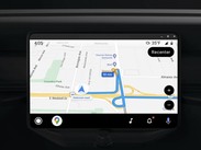 El sistema creado por Google que te deja usar las apps de tu celular en la pantalla del tablero de tu carro se renueva/ Google