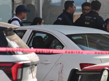 Los sujetos accionaron sus armas de fuego para hacerse del dinero y dejar atrás al grupo de hermanos / Agencia Es Imagen