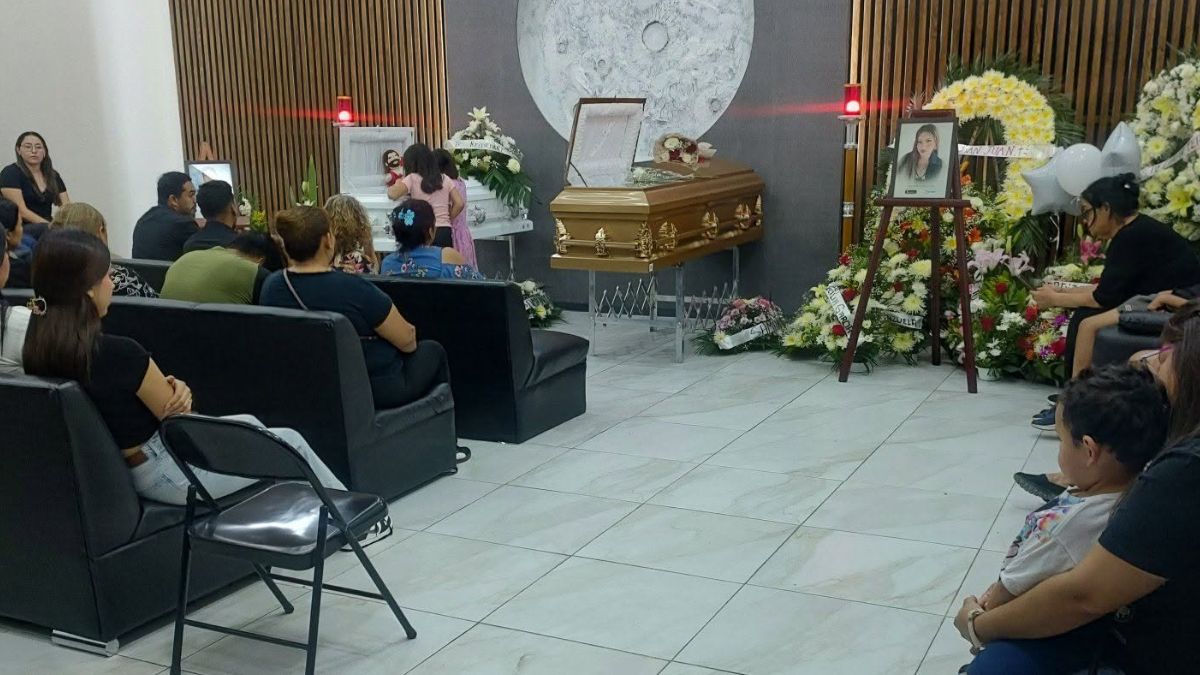 Destacó la emotiva despedida de un joven identificado como Alejandro Sear.