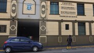 La institución ordenó borrar de la fachada la señalética de "Academia Militarizada" tras las críticas de la SEP federal / Agencia Es Imagen