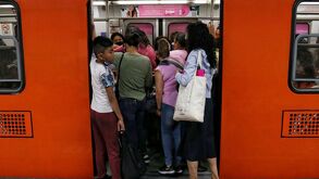 Usuarios comparten el avance de los trenes y afluencia de usuarios en el Metro CdMx. | Andrea Murcia | Cuartoscuro