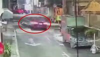 Erick, de 18 años, fue atropellado mientras viajaba en su motocicleta en Cuajimalpa; el conductor se dio a la fuga. | Telediario