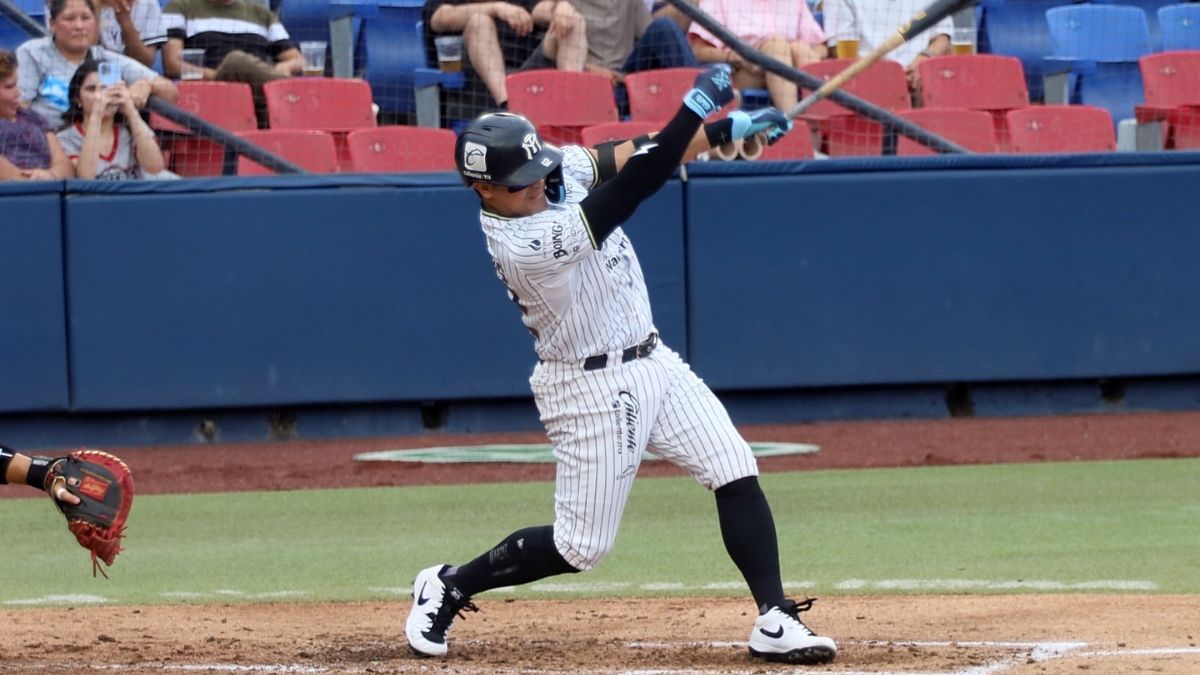 Sultanes recibió a Dorados de Chihuahua para el segundo juego de la serie.