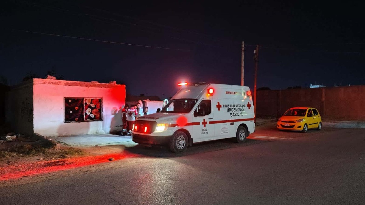 Vecinos denuncian que adolescentes agreden a transeúntes en Los Laureles; un padre resultó lesionado al proteger a sus hijas.