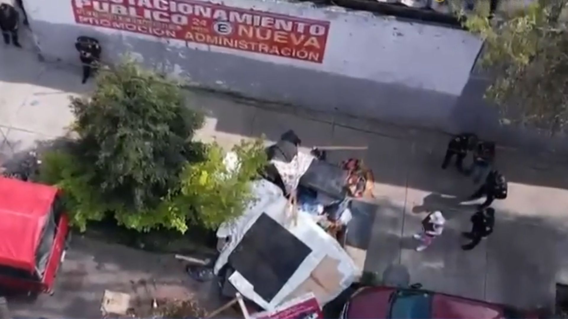 Ataque en la colonia Doctores: Hombre en situación de calle agrede a palazos a trabajadores .TD Fin de Semana Nocturno CdMx, 01 de julio de 2026