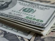 El precio del dólar puede variar por temas políticos y comerciales. | Freepik