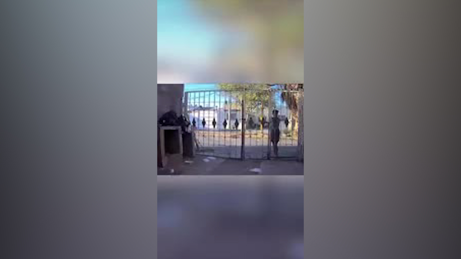 Araceli tiene que soportar los ataques de su vecina; autoridades no hacen nada