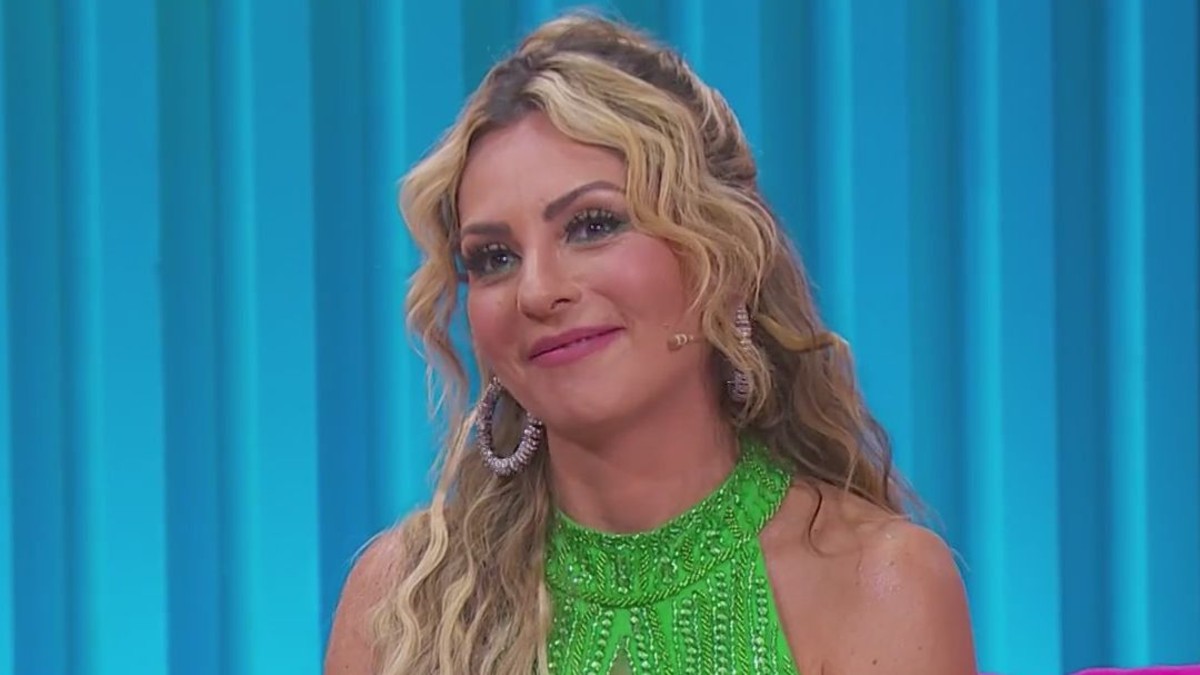 La cantante y actriz abandonó la competencia apenas una semana después de ingresar al reality. | Redes sociales.