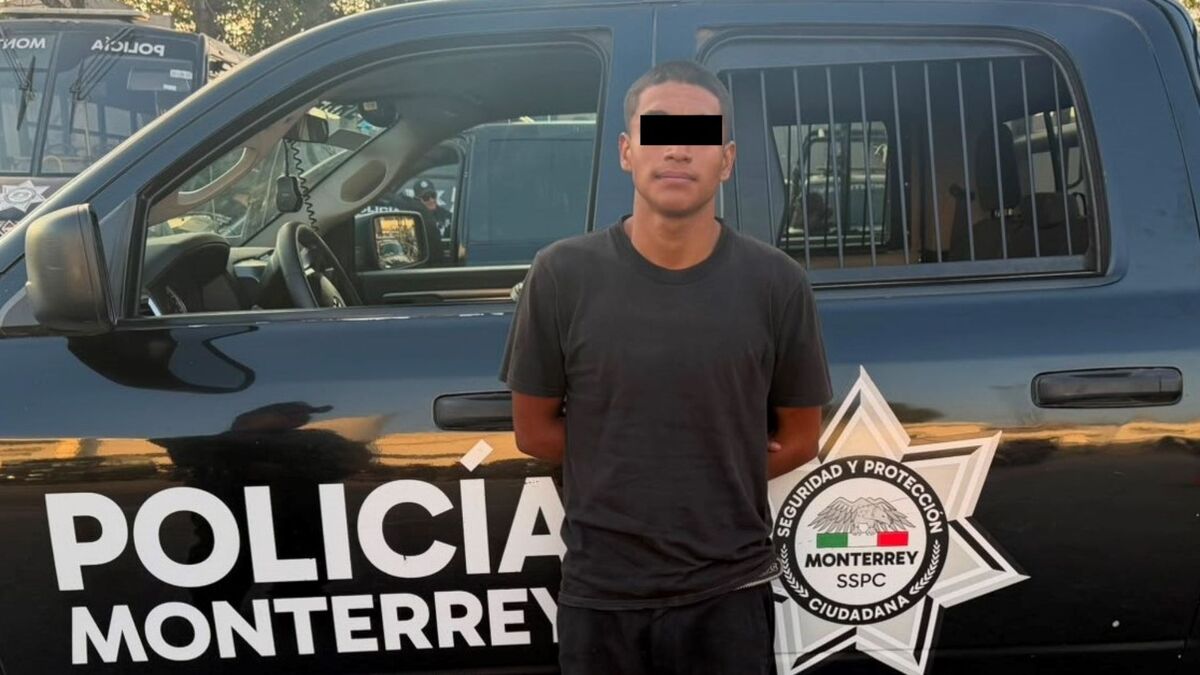 Capturan a motociclista de 19 años con vehículo robado en Monterrey.| Cortesía