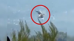 Los helicópteros chocaron en pleno vuelo en la zona costera de Psatha en Grecia | Redes sociales