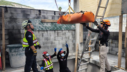 Hombre recibe descarga eléctrica en el tercer piso de una vivienda en Monterrey. TD Vespertino Monterrey, 03 de agosto 2026