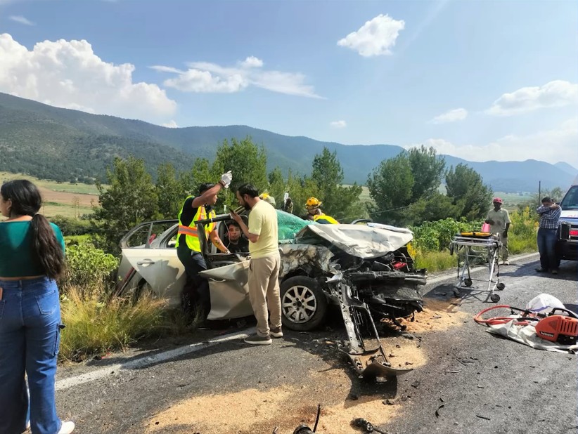La circulación permaneció parcialmente cerrada durante más de cuatro horas tras e accidente.