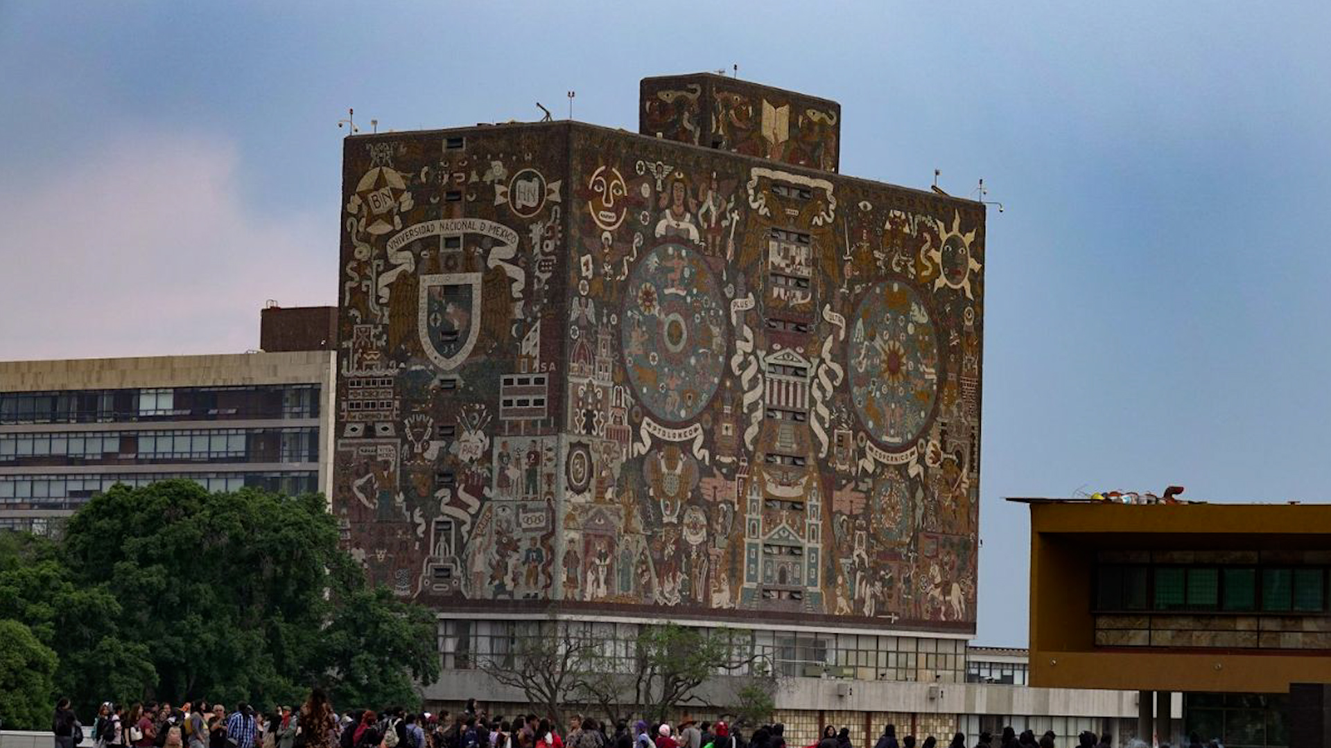 Mil aspirantes de UNAM aprobados en línea deberán repetir examen por irregularidades