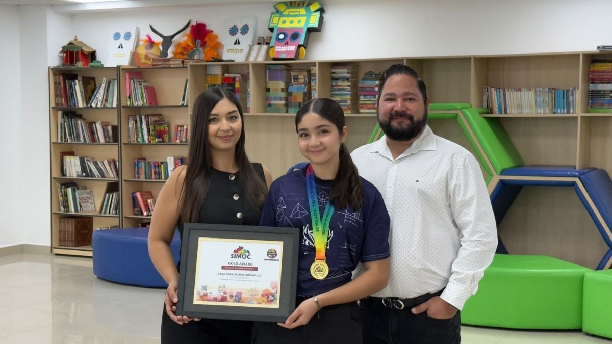 Sara Denisse, de 13 años, puso en alto el nombre de México tras obtener la medalla de oro en Singapur. | Víctor González Garza