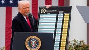 Trump en la Casa Blanca anunciando aranceles bajo la Sección 301, tras el fallo que invalidó el uso de la ley IEEPA para estos impuestos.