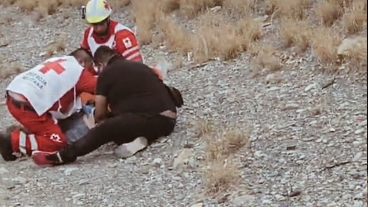 La unidad que tripulaba el lesionado fue retirada de la escena por las autoridades correspondientes.