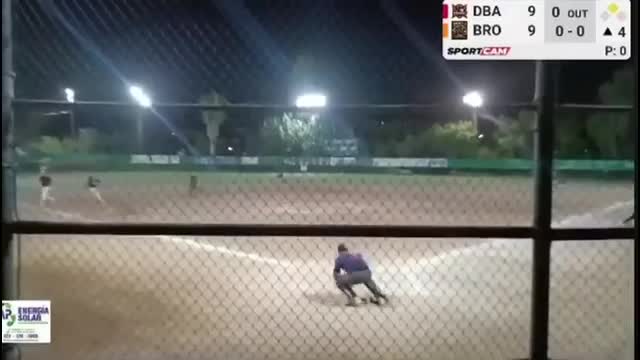 VIDEO | Confirman detonaciones cerca de juego de sóftbol en Nogales, Sonora